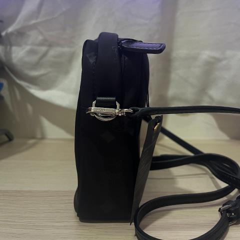 Large Product Preview Image 3