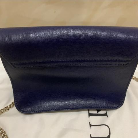 Large Product Preview Image 2