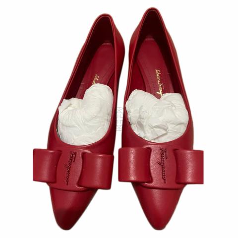 Salvatore ferragamo viva discount flats