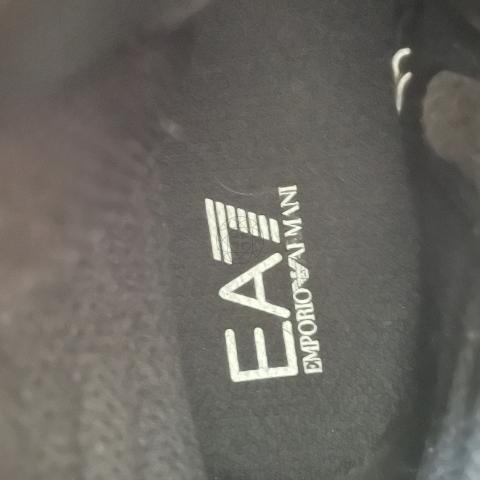 Large Product Preview Image 6