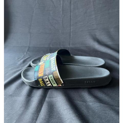 Large Product Preview Image 3