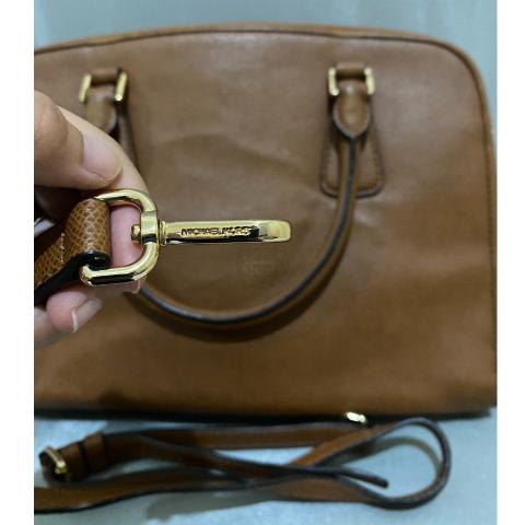 Large Product Preview Image 3