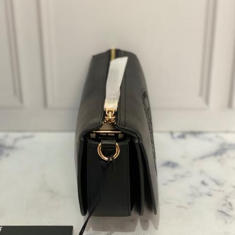 特別sale関税込【VERSACE JEANS】ブラック トートバッグ Versace Jeans Couture buckle-detail tote bag-Black