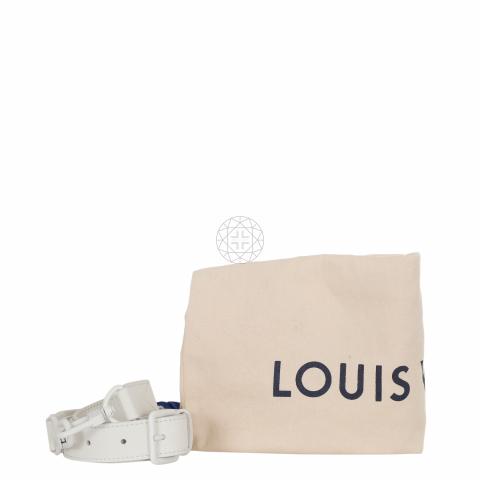 LV Ut*lity Phone Bag Monogram 2021 comes with dust bag, strap