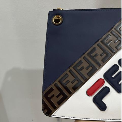 Fendi mania online clutch