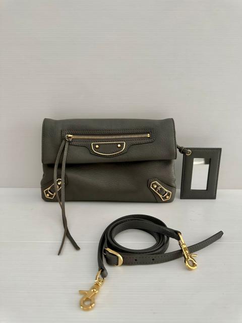 Large Product Preview Image 3