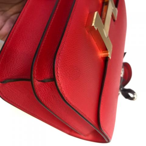 Amazing Hermes Constance 24 shoulder bag in Rouge de Coeur epsom leather,  GHW at 1stDibs