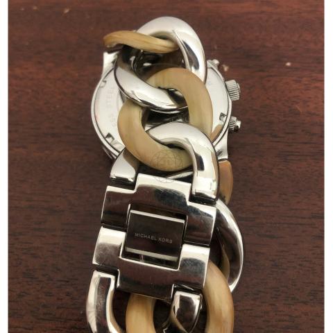 Large Product Preview Image 5