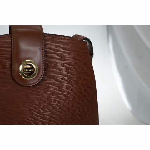 Louis Vuitton Vintage Epi Leather Cluny Shoulder Bag (SHF-20668