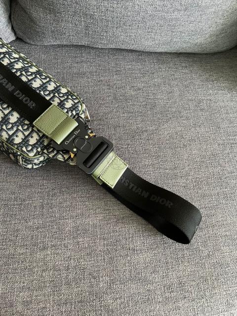 Large Product Preview Image 10