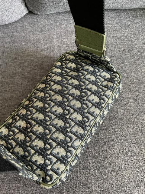 Large Product Preview Image 12