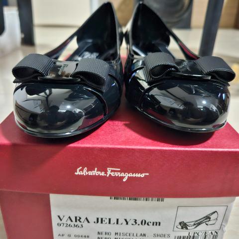 Sell Salvatore Ferragamo Vara Jelly 3cm Flats - Black | HuntStreet.com