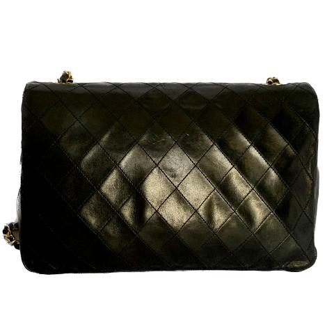 Preloved Chanel Black Quilted Lambskin O Case Clutch Bag 22969991 0413 –  KimmieBBags LLC