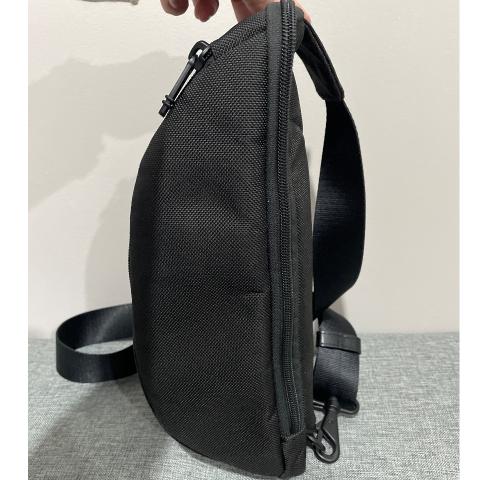 Sell Tumi Large Sling Bag - Black | HuntStreet.com