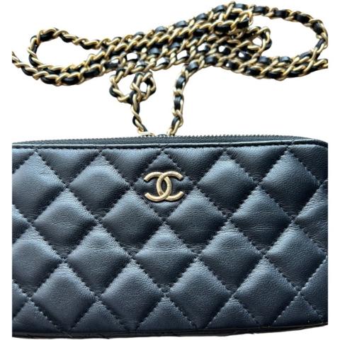 【Chunさん専用】 30g×２個（おまけ付） Sell Chanel Double-Zip Clutch on Chain Bag - Black