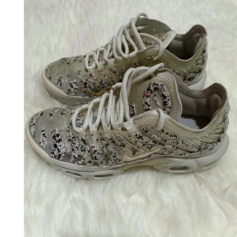 Large Product Preview Image 5