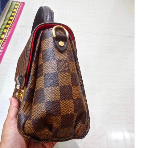 Croisette leather handbag Louis Vuitton Brown in Leather - 35451416