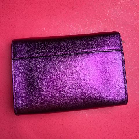 Large Product Preview Image 2