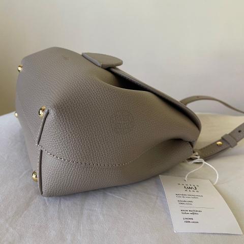Large Product Preview Image 3