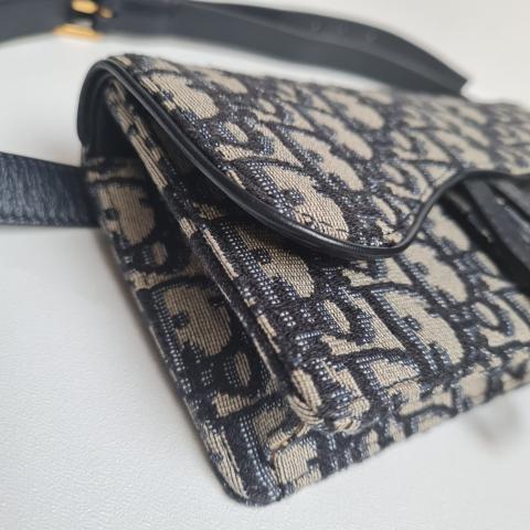 Black Oblique Saddle Dior Bag - 5 For Sale on 1stDibs