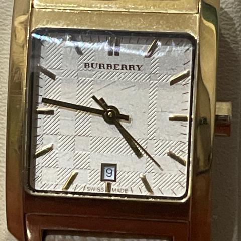 Burberry watch women's hot sale square face