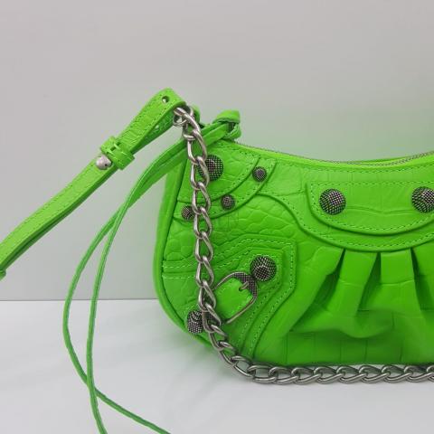 Large Product Preview Image 6