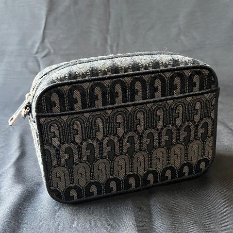 Large Product Preview Image 2