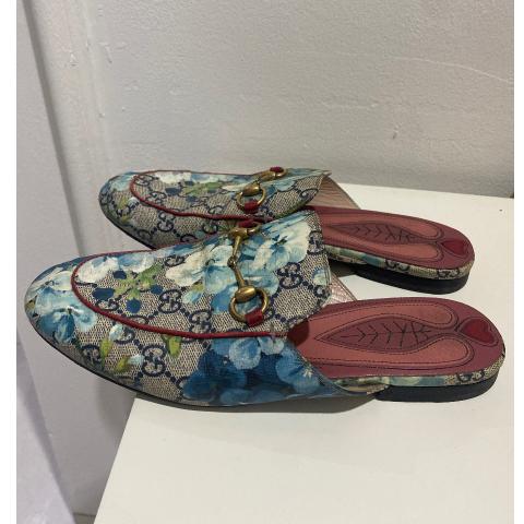 Gucci princetown bloom store
