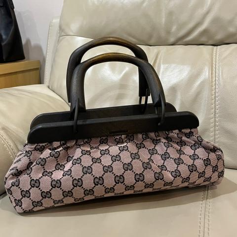 Gucci bag discount with wood handle