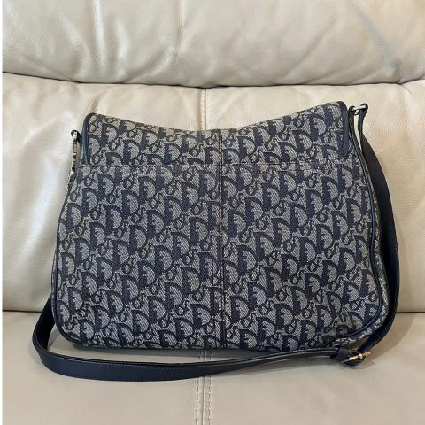 Large Product Preview Image 2