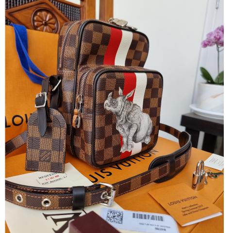 Sell Louis Vuitton Rhino Savane e Bag - Brown