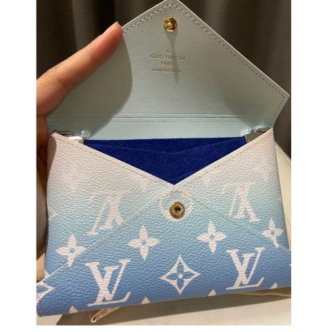 Louis Vuitton Blue LV Escale Medium Kirigami Pochette Bag Louis Vuitton