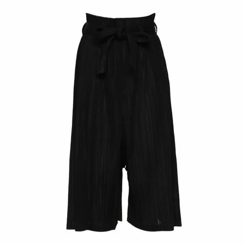 Sell Issey Miyake Belted Pants - Black | HuntStreet.com