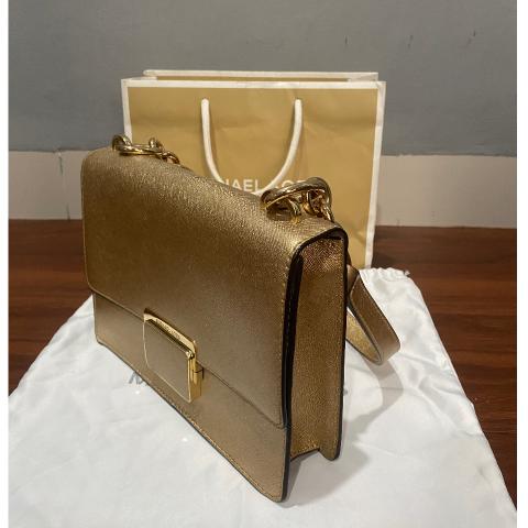 Large Product Preview Image 6