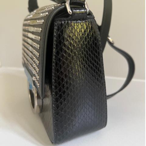 Large Product Preview Image 3