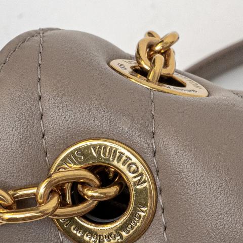 Sold at Auction: Louis Vuitton New Wave Chain Bag MM - Taupe