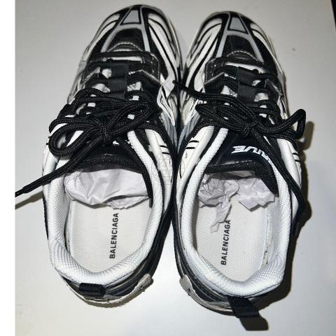 Large Product Preview Image 3