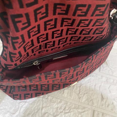 Vintage red fendi on sale bag