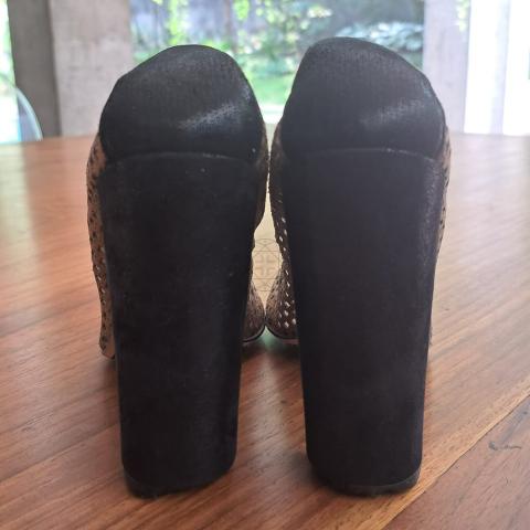 Large Product Preview Image 2