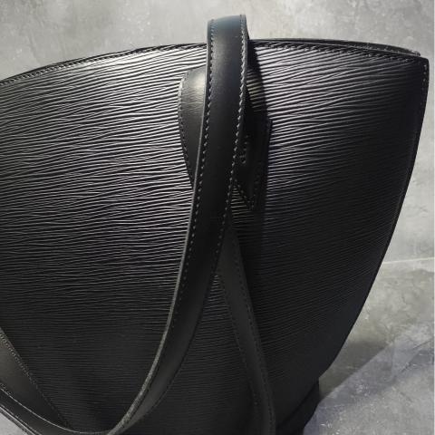 Louis Vuitton Epi Saint-Jacques Shopping PM - Black Totes, Handbags -  LOU789020