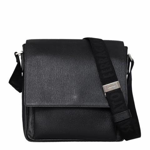 Sell Salvatore Ferragamo Leather Messenger Bag Black HuntStreet