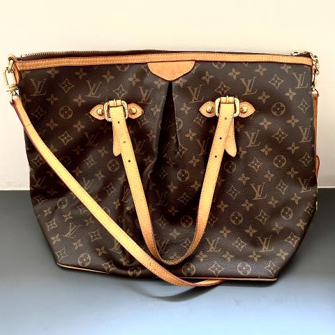 Viewer Request: Louis Vuitton Handbag Comparison Palermo PM vs