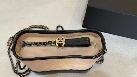 CHANEL GABRIELLE (2526xxxx) SMALL BLACK & WHITE CALFSKIN, MIXED HARDWARE,  WITH CARD & DUST COVER