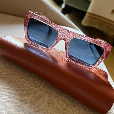 Large Product Preview Image 5