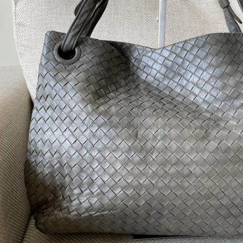 Sell Bottega Veneta Garda Shoulder Tote Grey HuntStreet