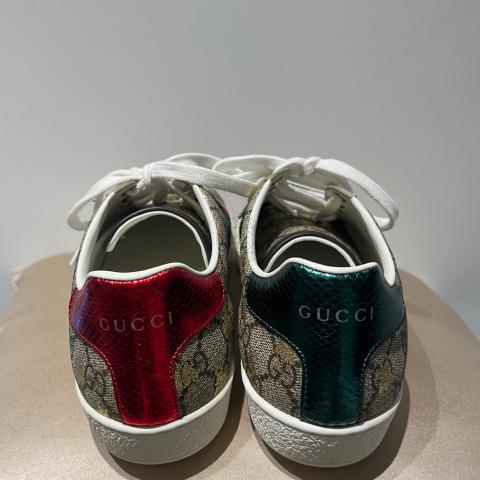 Large Product Preview Image 2