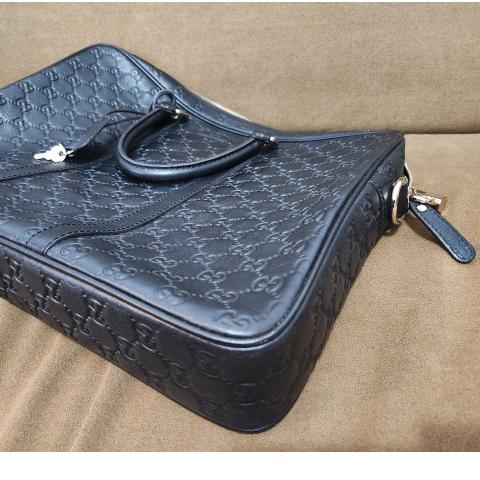 Gucci on sale leather briefcase