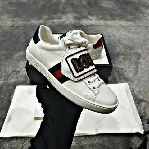 Gucci hot sale love sneakers