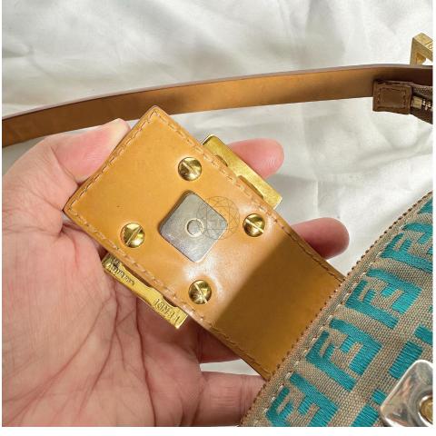 Large Product Preview Image 17