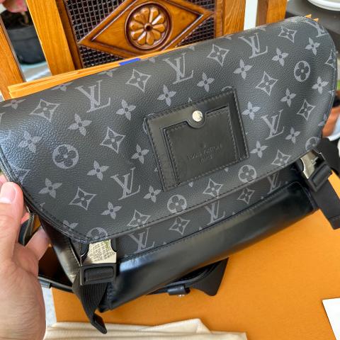Sell Louis Vuitton Monogram Eclipse Messenger Voyager PM Bag - Black
